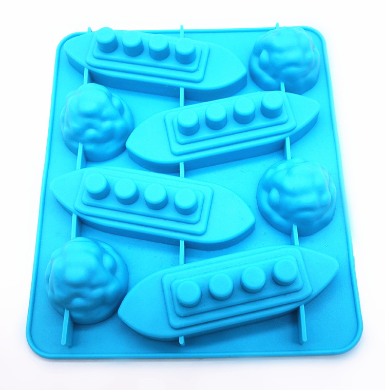 Titanic Ship Boats Ice Trays Cube Chocolate Jello Bake Molds Silicone Kid  Fun - Bed Bath & Beyond - 23130857