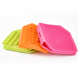 kitchen gadget Silicone cleaning gloves Silicone multi-purpose dishwashing brush Insulation gloves pot dish cleaning brush