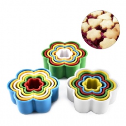 Kitchen Gadgets 6 pcs plastic Different flowers Shapes Cookie Cutters plunger